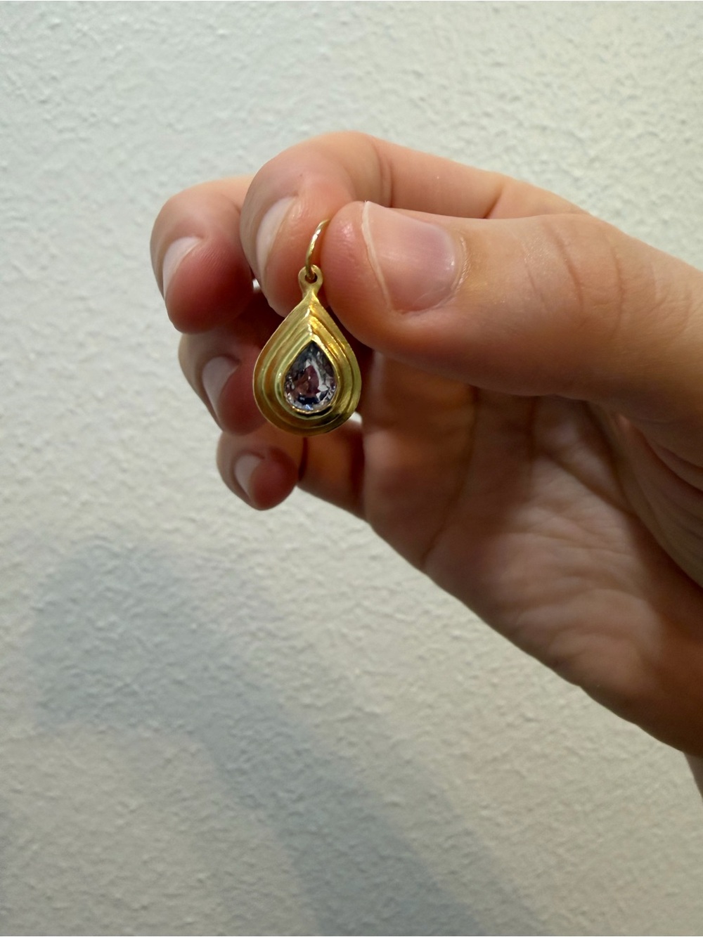 Talayee Jewelry Blue Sapphire + 18k gold Persepolis Pendant